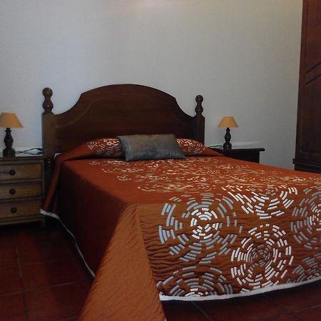 Apartamentos Viviendas Vacacionales Pozo De La Salud Sabinosa Værelse billede