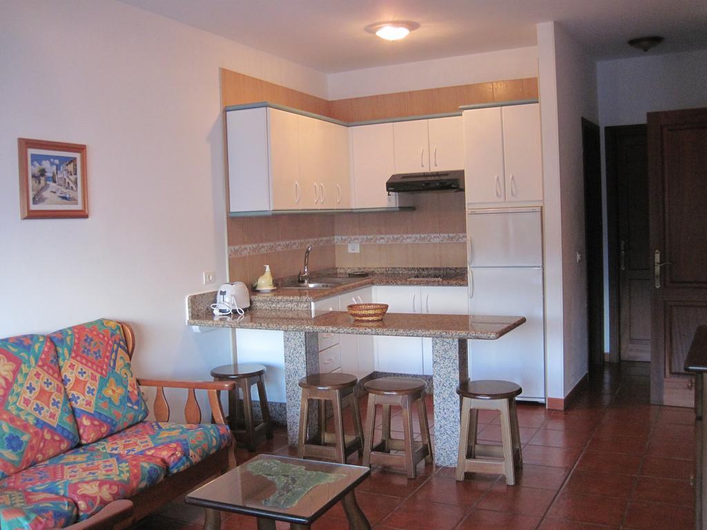 Apartamentos Viviendas Vacacionales Pozo De La Salud Sabinosa Værelse billede